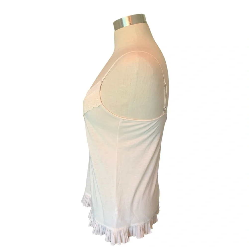 American Eagle lace detail camisole.